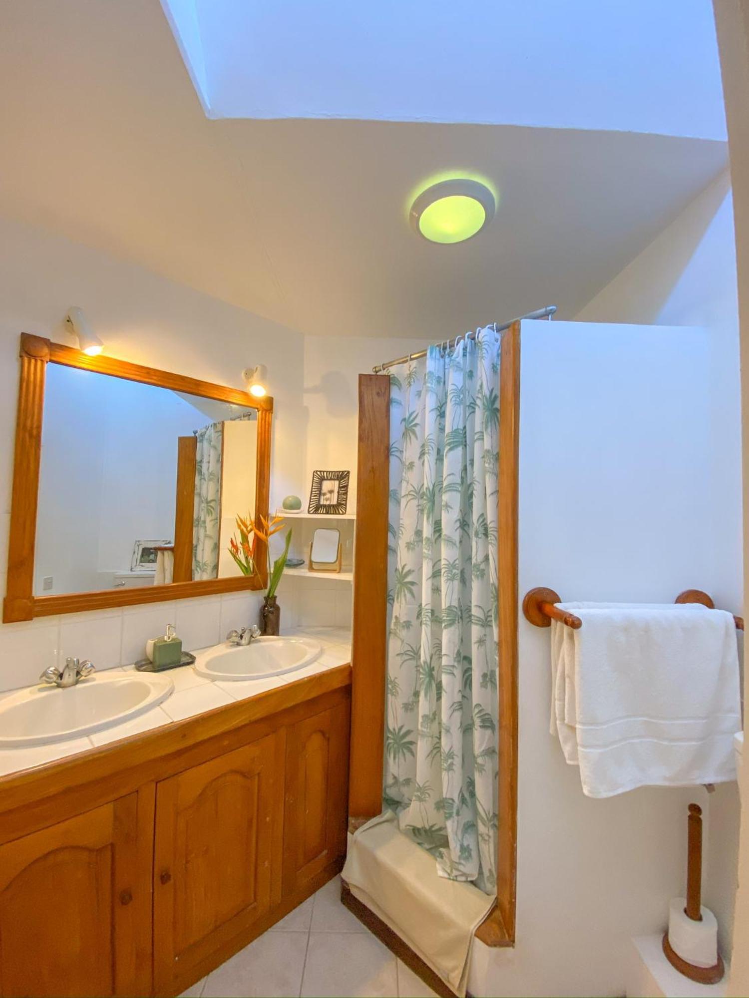 Chic Home With Private Pool, 1 Min To Beach Cap Malheureux Exterior foto